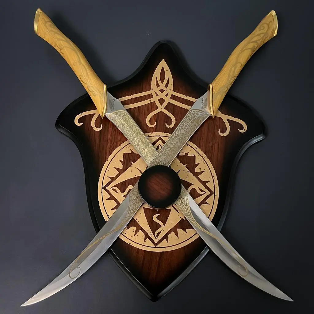 Fighting Knives of Legolas Greenleaf™ – The Lord of the Rings™ Replicas